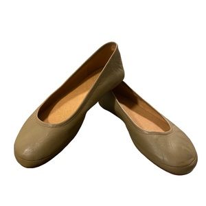 J.Jill Pure Jill size 9 taupe flats